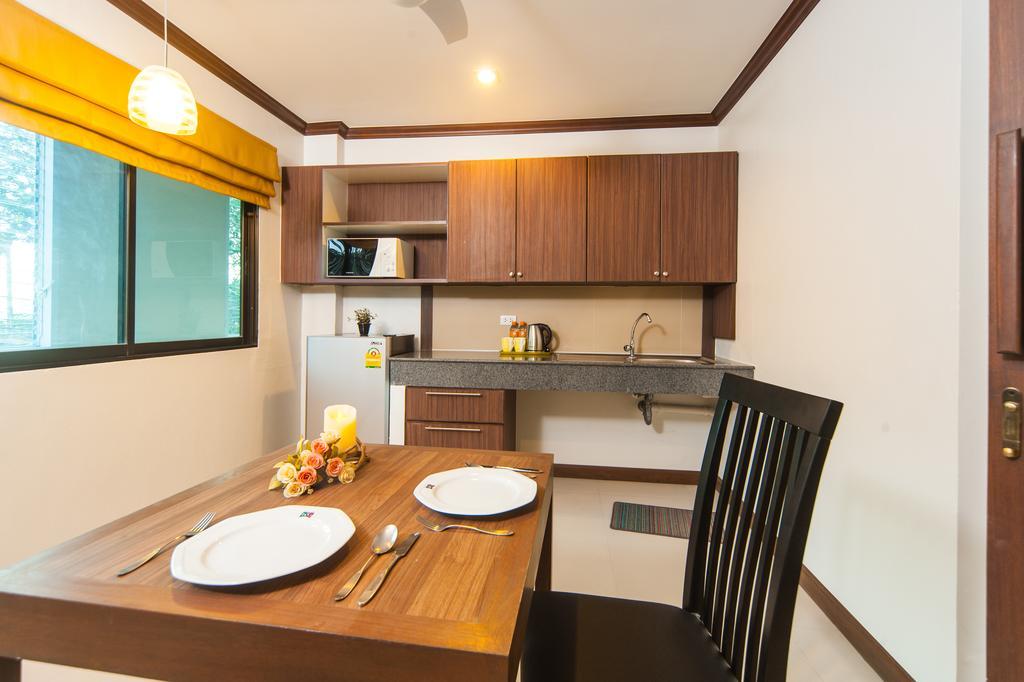 Aparthotel Ratana Hill Patong Exterior foto